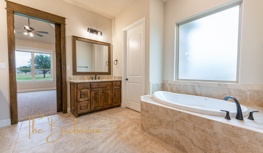 New construction Single-Family house 851 Williamson Rd, Granbury, TX 76048 null- photo 14 14