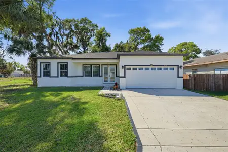 New construction Single-Family house 620 Titcomb St, Eustis, FL 32726 - image