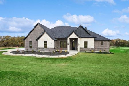 New construction Single-Family house 5000 Glenoaks Ct, Weatherford, TX 76088 null- photo 0 0