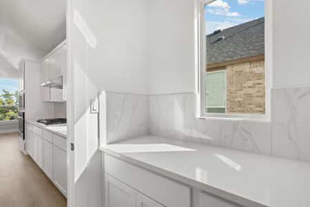 New construction Single-Family house 110 Apple Blossom Ln, Georgetown, TX 78628 Delta (2795-CV-40)- photo 10 10