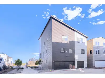 New construction Single-Family house 16569 Peak St, Broomfield, CO 80023 plan Iconic - image