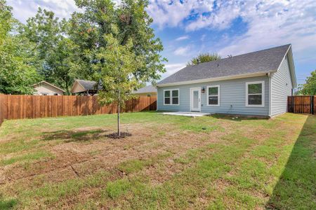 New construction Single-Family house 1124 S Hazelwood St, Sherman, TX 75090 null- photo 22 22