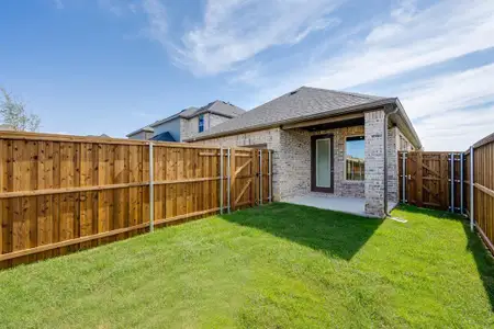 New construction Single-Family house 1112 Wheatgrass Mews, Celina, TX 75009 - image