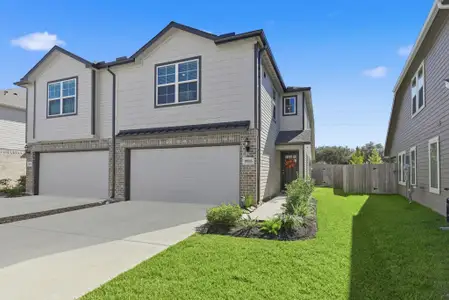 New construction Townhouse house 18815 Glenwood Chase Ct, Katy, TX 77449 - image
