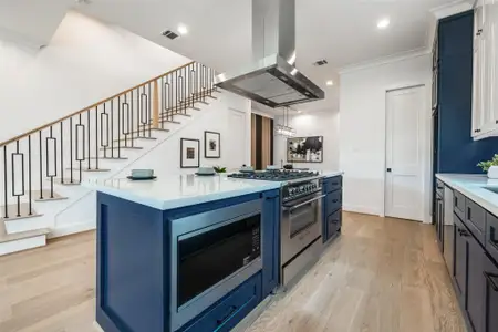 New construction Single-Family house 2323 Richton St, Houston, TX 77098 - image 19