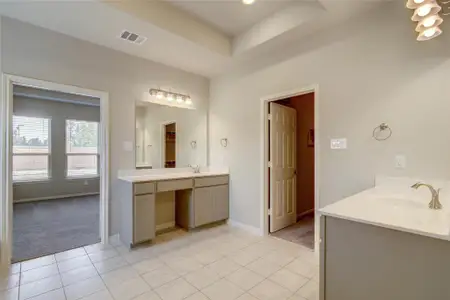 New construction Single-Family house 2502 Caspian Creek Ln, Iowa Colony, TX 77583 - image 10