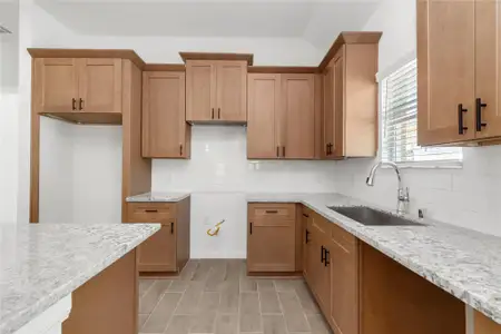 New construction Single-Family house 1814 Archwood Dr, Humble, TX 77338 plan Elise - image 9