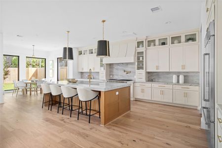 New construction Single-Family house 3406 Rice Blvd, Houston, TX 77005 - image 18