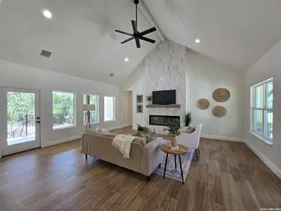 New construction Single-Family house 1247 Marlys Ave, Canyon Lake, TX 78133 - image 9
