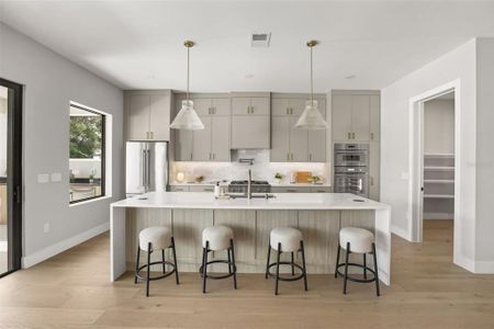 New construction Single-Family house 1326 W New Hampshire St, Orlando, FL 32804 - image 11
