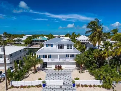 New construction Single-Family house 115 Villa Bella, Islamorada, Village of Islands, FL 33036 - image