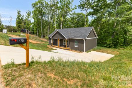 New construction Single-Family house 1475 32Nd St Sw, Hickory, NC 28602 - image