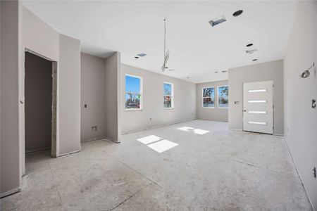 New construction Single-Family house 3806 Sayers St, Houston, TX 77026 - image