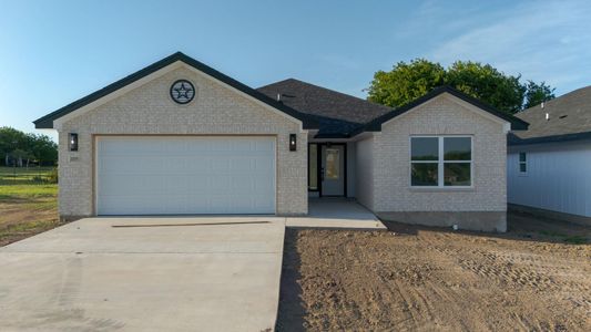 New construction Single-Family house 2115 Blackhawk Lp, Belton, TX 76513 - image