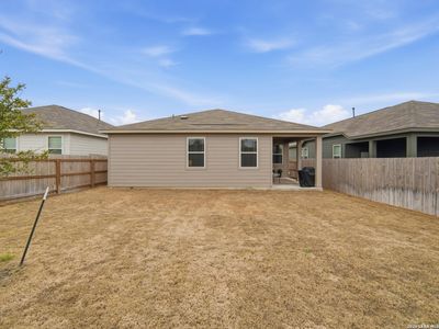 New construction Single-Family house 15501 Jake Xing, San Antonio, TX 78253 plan Roswell - image 3