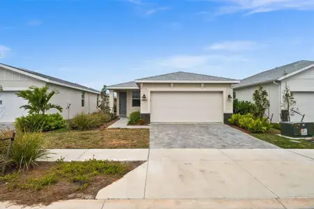 New construction Single-Family house 44259 Saddlewood Ct, Punta Gorda, FL 33982 - image