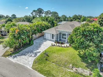 New construction Single-Family house 2605 Sw Acco Rd, Port St. Lucie, FL 34953 - image