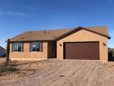 New construction Single-Family house 25848 W Oberlin Way, Wittmann, AZ 85361 null- photo 2 2