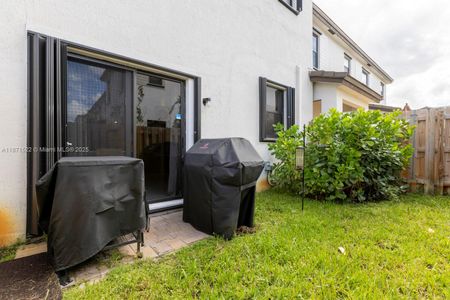 New construction Townhouse house 15953 Sw 2Nd Pl, Pembroke Pines, FL 33027 - image