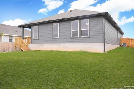 New construction Single-Family house 509 Cowboy Hts, Cibolo, TX 78108 Chestnut J- photo 46 46