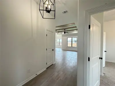 New construction Single-Family house 813 Eagle Cross Cv, Salado, TX 76571 - image 20