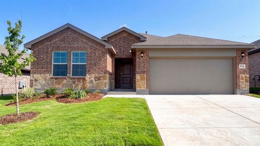 New construction Single-Family house 931 Newport Dr, Ferris, TX 75125 plan Elgin - image