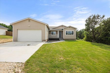 New construction Single-Family house 5908 Collins Ct, Granbury, TX 76048 - image