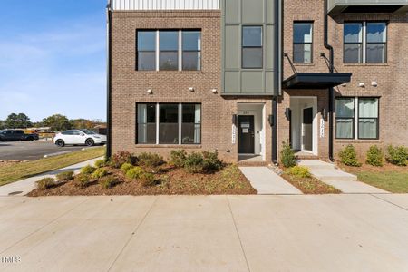 New construction Condo/Apt house 1231 Shaw View Alley, Unit 101, Raleigh, NC 27601 - photo 0