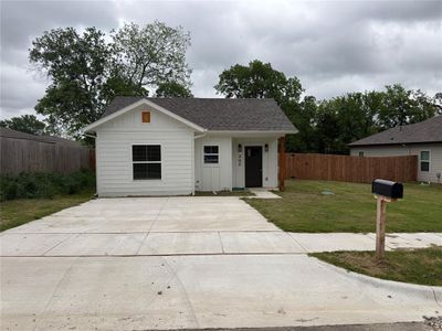 New construction Single-Family house 202 Pine St, Bonham, TX 75418 - image