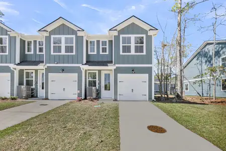 New construction Townhouse house 473 Martins Creek Blvd, Summerville, SC 29485 plan Trolley - image