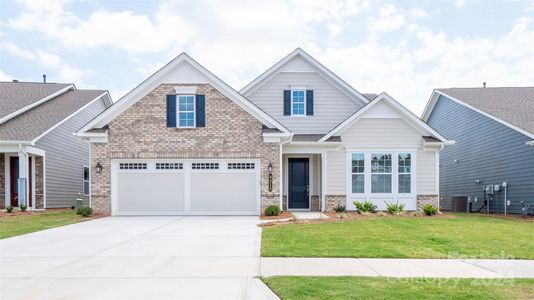 New construction Single-Family house 4315 Moxie Way, Charlotte, NC 28215 Laurel- photo 0