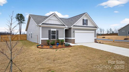 New construction Single-Family house 7563 Bridle Ct, Sherrills Ford, NC 28673 - image