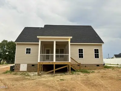 New construction Single-Family house 824 Emmett Ct, Spring Hope, NC 27882 - image