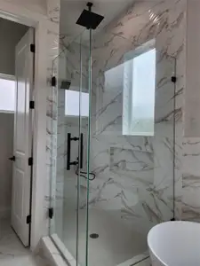 New construction Single-Family house 10926 Ivyridge Rd, Unit B, Houston, TX 77043 - image 3