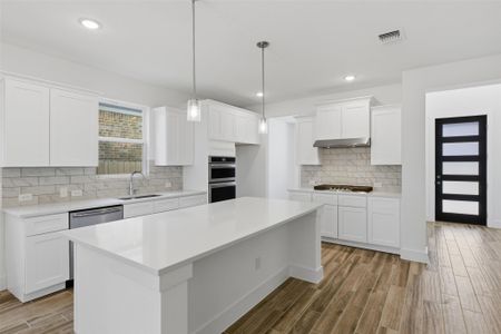 New construction Single-Family house 19101 Sedge Wren Ariel Elena Ln, Pflugerville, TX 78660 - image 8