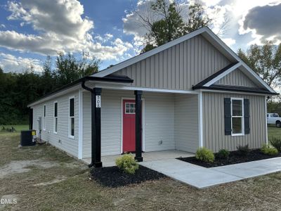 New construction Single-Family house 508 Crump St St, Smithfield, NC 27577 - image