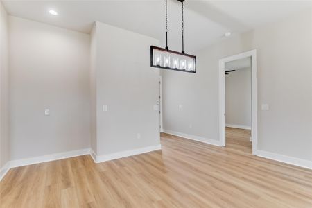 New construction Single-Family house 117 Rosebud Ranch Rd, Bertram, TX 78605 - image 16