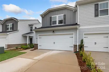 New construction Townhouse house 1626 Village Grove Ln, Monroe, NC 28110 Pearl- photo 3 3