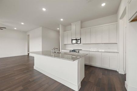 New construction Single-Family house 110 Brush Creek Dr, Boyd, TX 76023 plan Simon - image 7