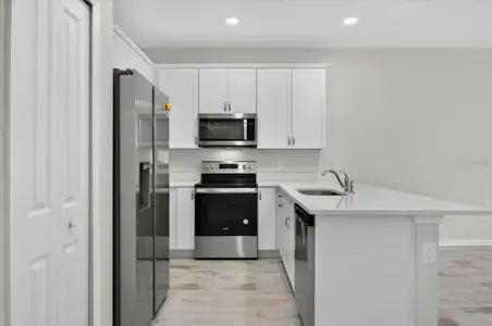 New construction Single-Family house 10821 Quickwater Ct, Riverview, FL 33569 - image 6