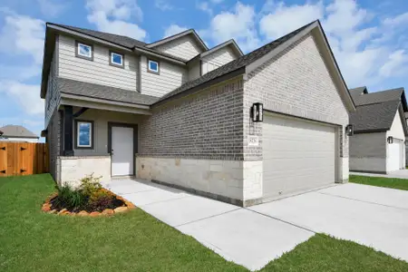 New construction Single-Family house 18526 Athena Flower Dr, Fresno, TX 77545 plan 143 - image