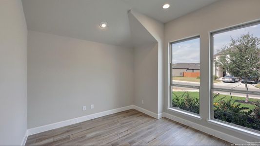 New construction Single-Family house 161 Spanish Oak, Castroville, TX 78009 Design 2127W- photo 5 5