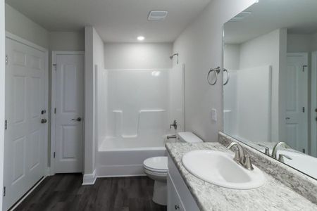 New construction Single-Family house 1809 Praline Dr, Cantonment, FL 32533 plan Plan 2402 - image 10