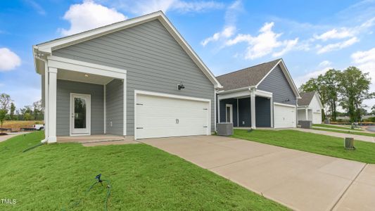 New construction Single-Family house 739 Dorset Stream Dr, Fuquay Varina, NC 27526 BECKETT- photo 11 11