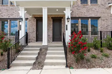 New construction Townhouse house 631 Blue Ridge Dr, Mansfield, TX 76063 plan Berkeley - image