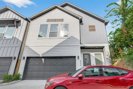 New construction Single-Family house 833 Dorchester St St, Unit E, Houston, TX 77022 - image