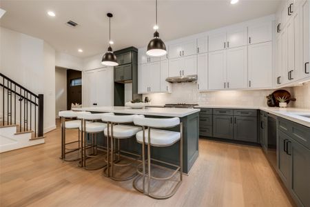 New construction Single-Family house 5709 Feagan St, Houston, TX 77007 - image 14