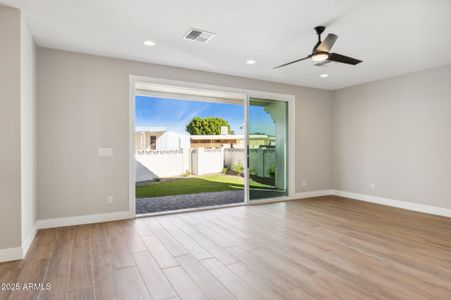 New construction Single-Family house 25893 W Running Deer Trl, Wittmann, AZ 85361 1913- photo 7 7