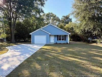 New construction Single-Family house 1520 Berriedale Dr, Fayetteville, NC 28304 - image
