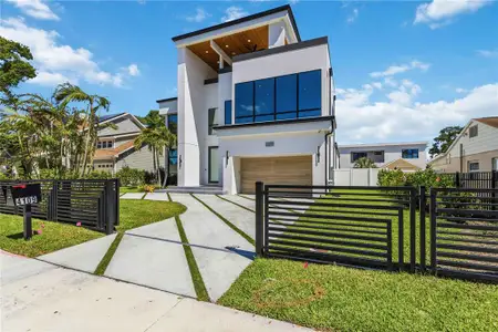 New construction Single-Family house 4109 W Watrous Ave, Tampa, FL 33629 - image